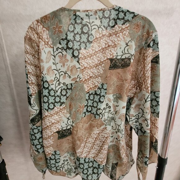 giorgio fiorlni Tops - Giorgio Fiorlini Multi Color Blouse XL